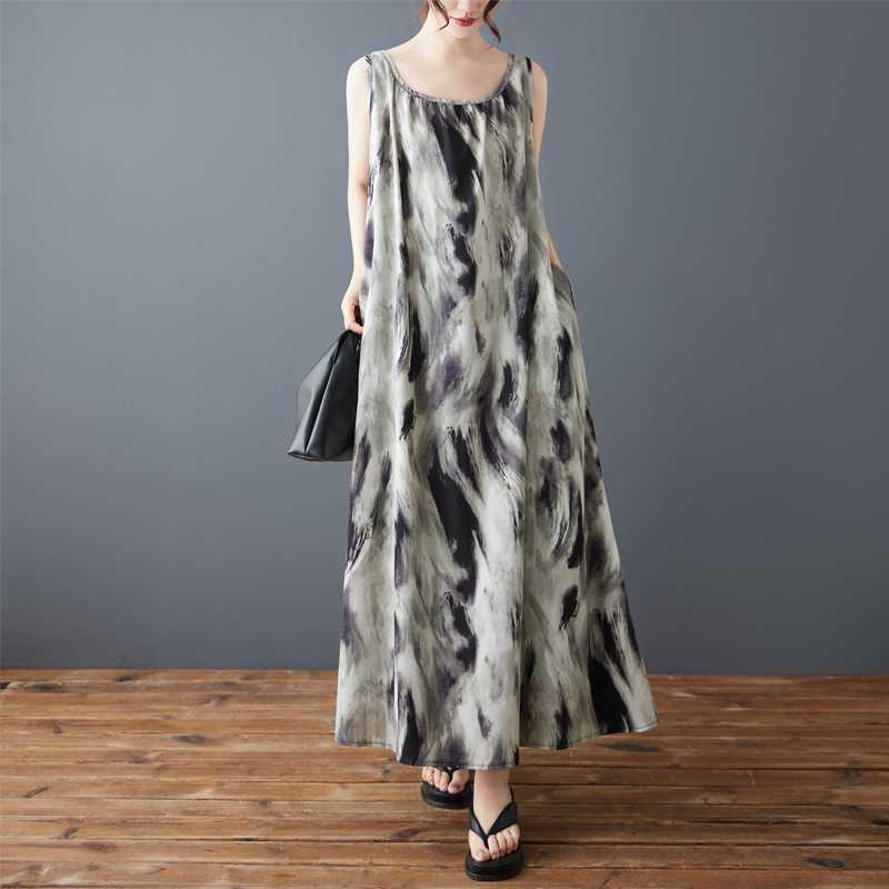 Fashionable Women's Sleeveless Mid Length Dress