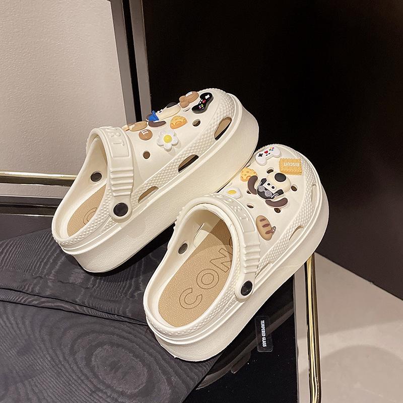 Neue Lochschuhe Damentasche Kopf Hausschuhe niedlich dicken Boden zu Hause tragen kann Strand coole Hausschuhe Damenschuhe