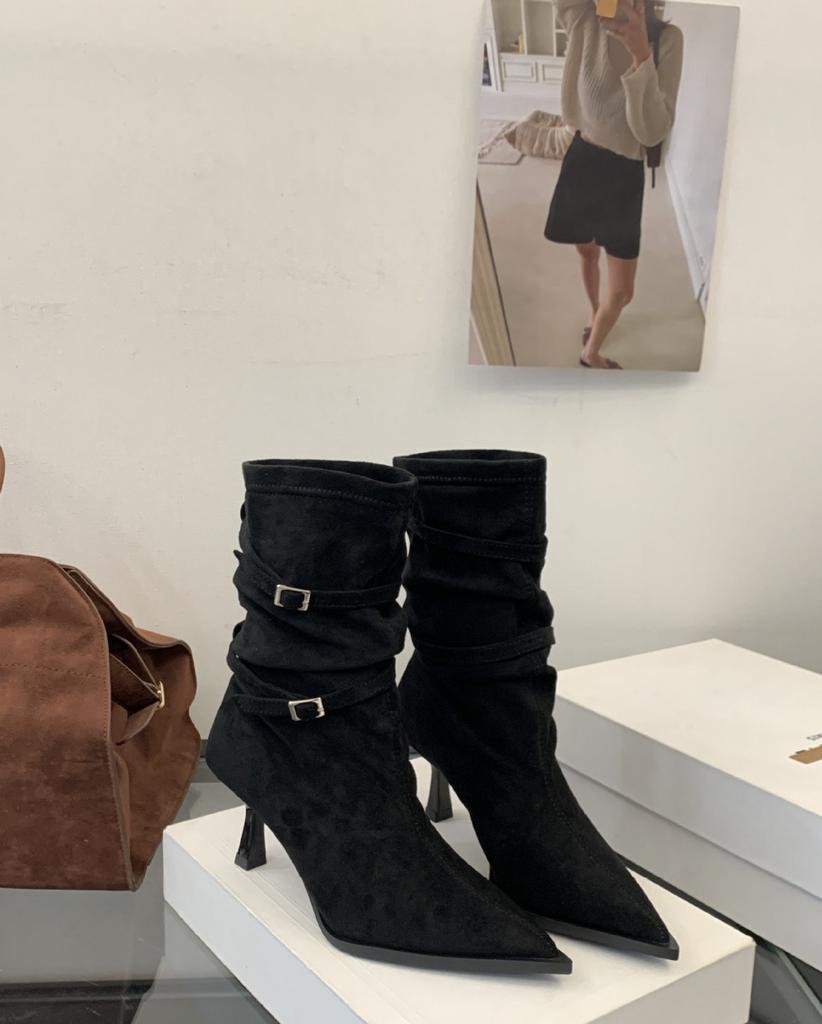 Fashion fine boots 2025 autumn and winter thin strap pointed suede thin heel high boots but knee high heel boots women's shoes