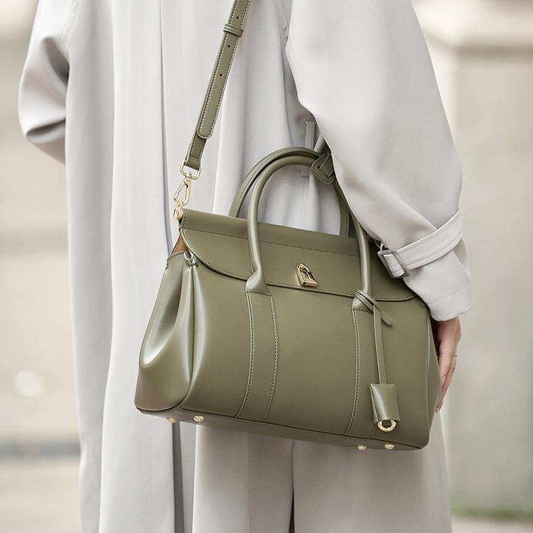 Ladies' Bags with Large Capacity, High-end Mom Bags, and Single-shoulder Handbags for Women's Commuting To Work