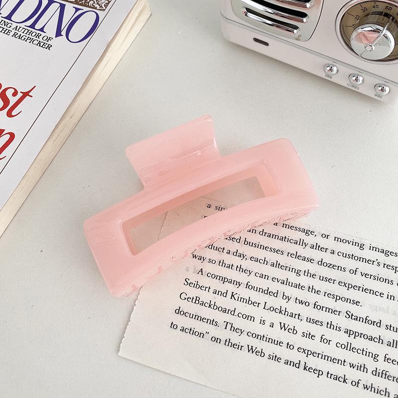 Versatile Milk Coffee Hair Clip: Large, Simple Shark Design for Women