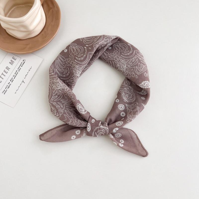 18Cm cotton and linen small square scarf versatile and breathable women's soft literary and decorative small silk scarf spring and summer scarf women'