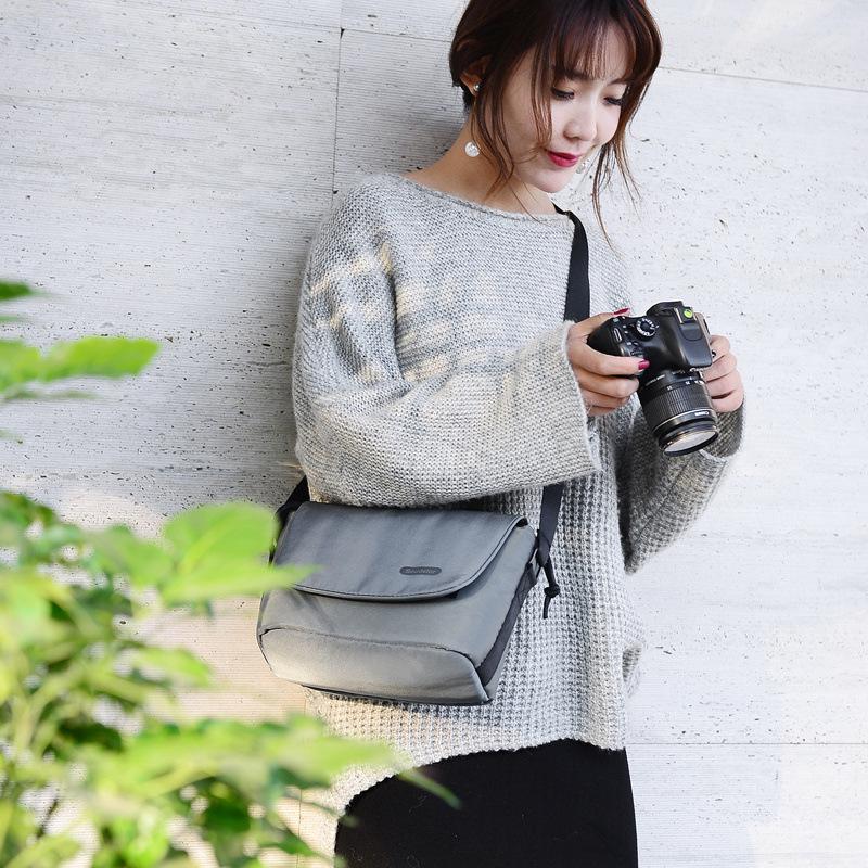 DSLR & Mirrorless Camera Shoulder Bag for Outdoor Photography