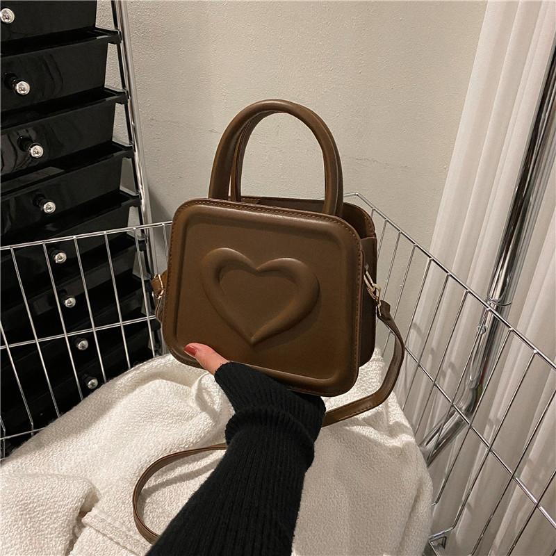 Retro Texture Small Bag Women 2025 New Trend Fashion Casual Love Shoulder Messenger Bag Portable Small Square Bag