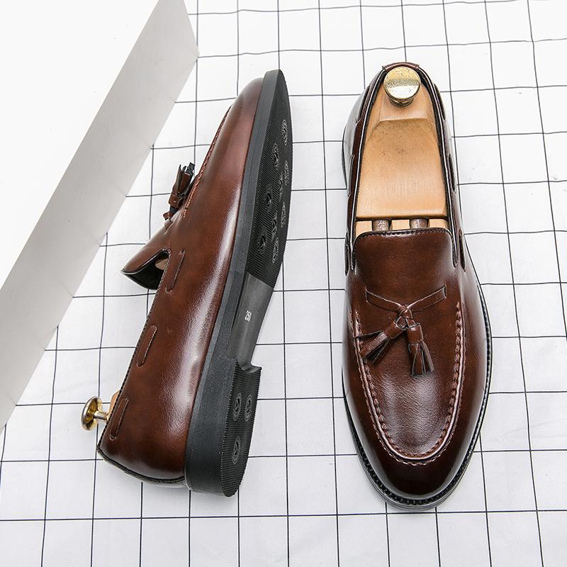 Elegantes Male Casual Footwear Handmade Leather Shoes Wedding Dress Men's Loafers Tassel Slip-ons Loafer Outdoor Comfy Moccasins