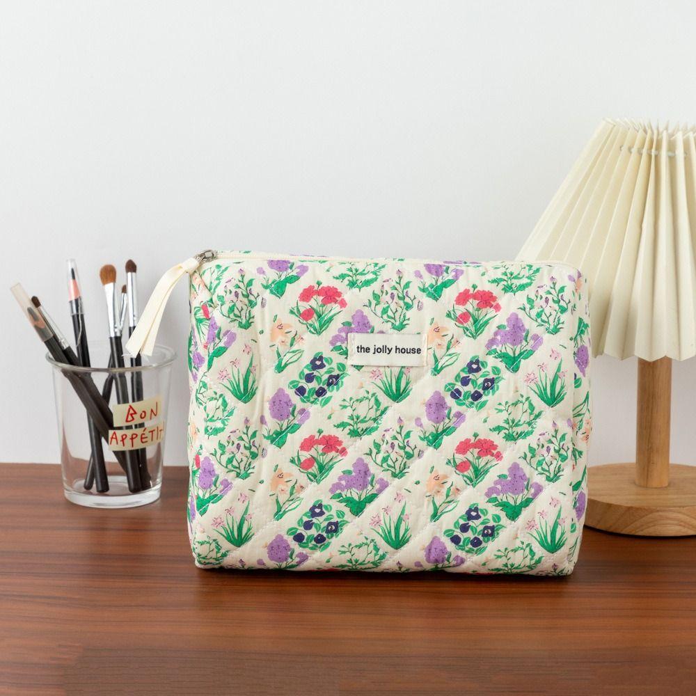 

Large Capacity Cosmetic Bag Storage Bag Washbag Fashion Toiletry Bag M-Anthemy