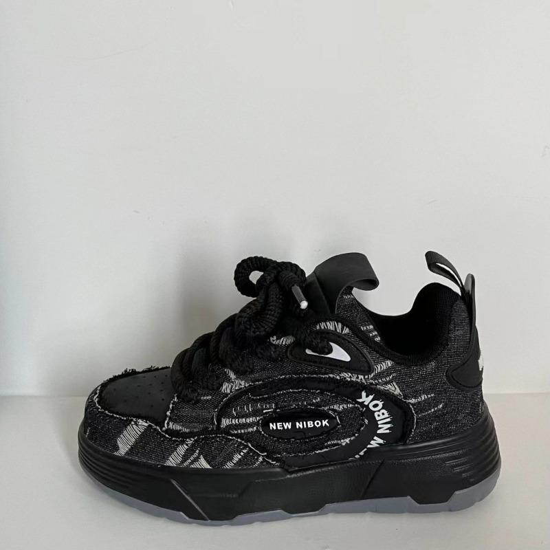 

Little white shoes thick sole heightening bread shoes new trend casual versatile sports shoes men s trendy shoes 35 чёрный