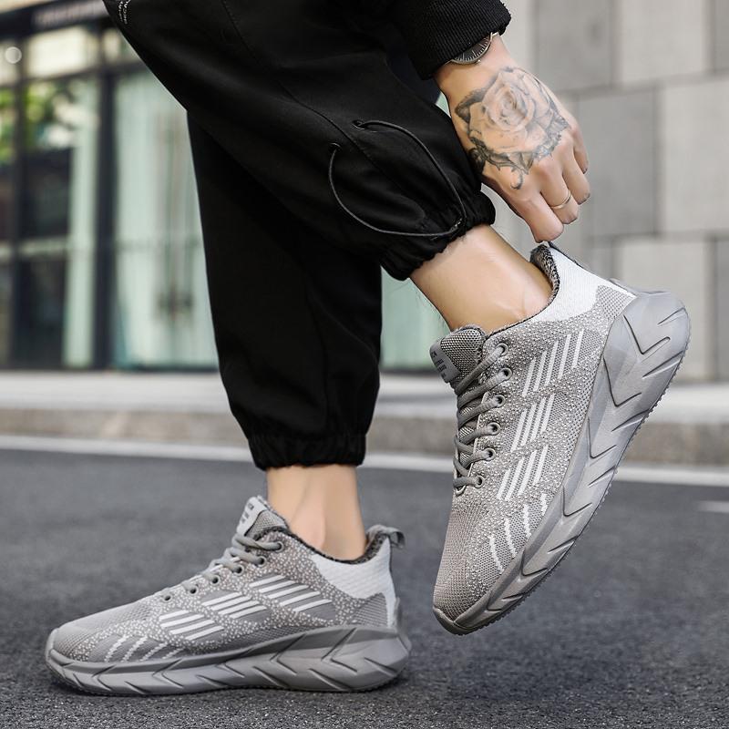 Winter Large Size Men Running Shoes Fashion Plush Warm Lined Male Sneakers Outdoor Super Light Tenis Masculino Soft Comfortable