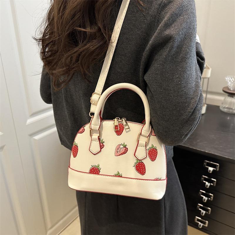 New Trendy Girl Handbag Fashion Commuter Strawberry Shell Bag Fashion Printing Texture Shoulder Bag Armpit Bag
