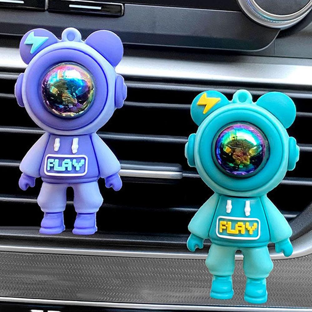 Car Air Outlet Perfume Clips Cartoon Astronaut Car Air Vent Clips Air-Conditioning Outlets Aromatherapy Clip Car Accessories