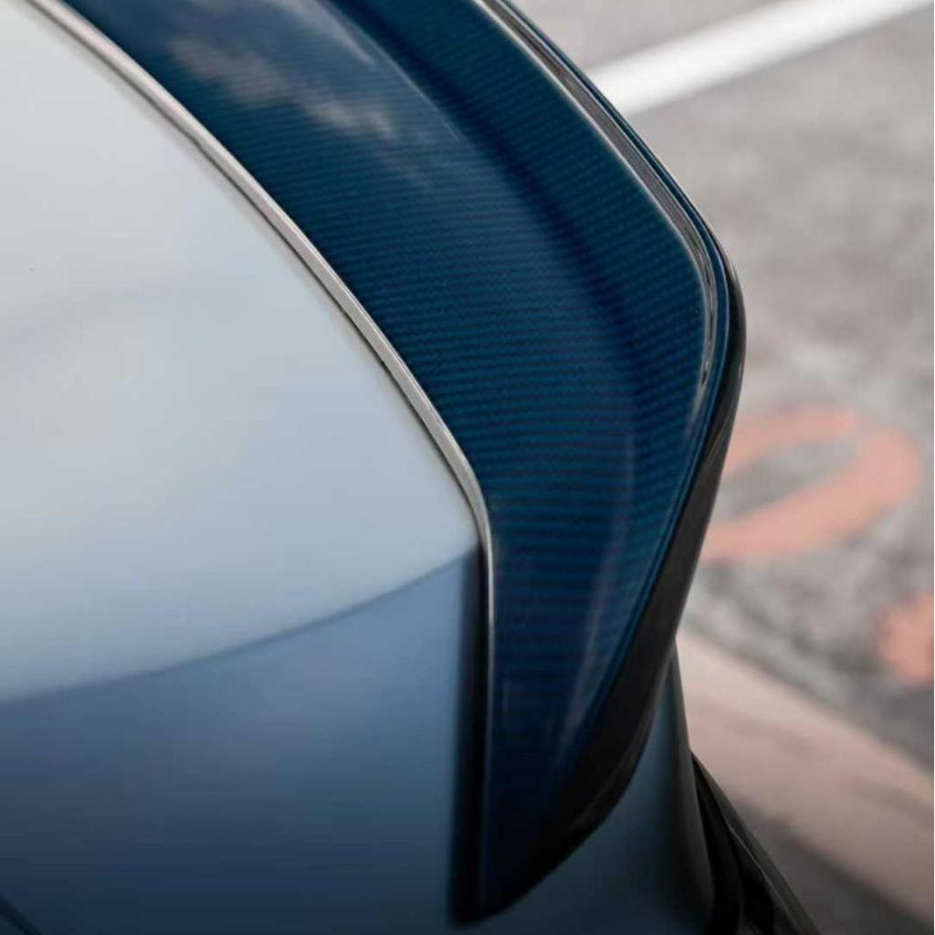 Langyu V-Style Dry Carbon Rear Spoiler for Cadillac CT5 Black Wing