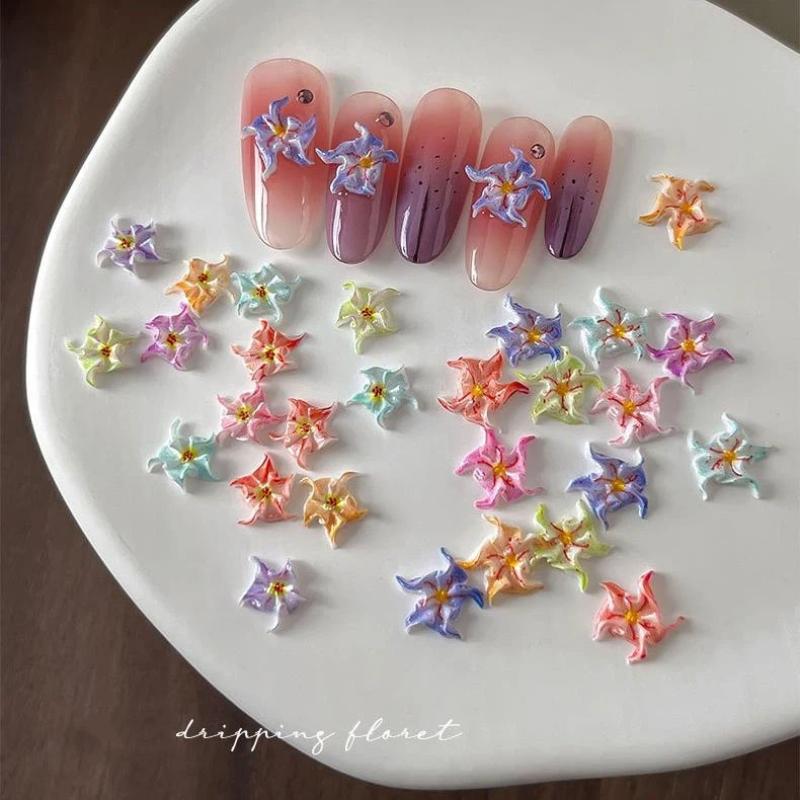 50 Stück Harz Mini Bunte Blume Kunst Nagel Dekorieren 3D Blume Applikationen Diy Nagelkunst Dekor Zubehör Bastelbedarf