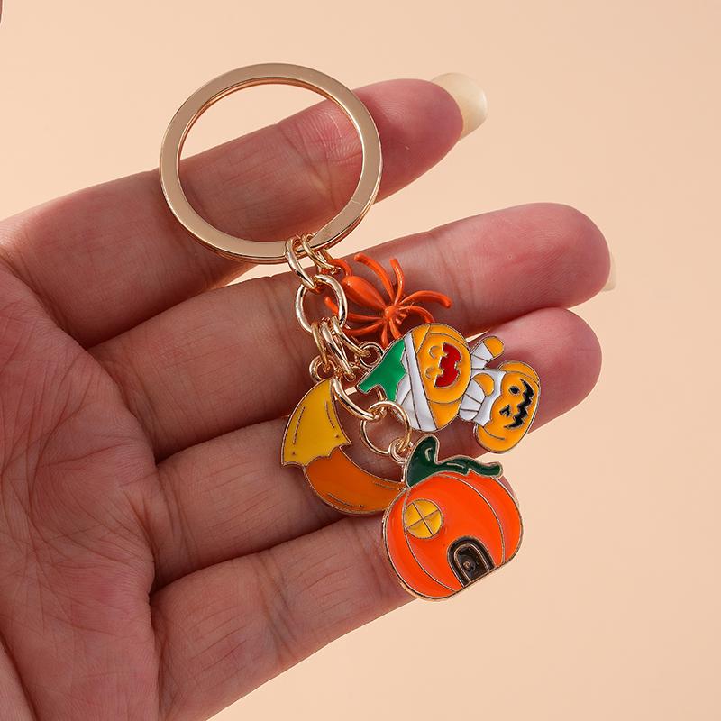 New Enamel Halloween Pumpkin Keychain Bat Ghost Key Rings Pendants for Car Key Holder Handbag Decor DIY Handmade Jewelry Gifts