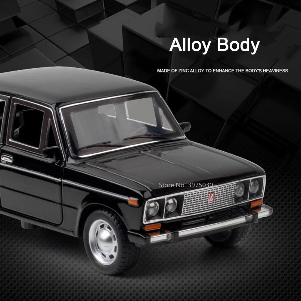 1/24 LADA 2106 Alloy Scale Car Model Diecast Vehicles Car Toys with Sound and Light Toys Collection for Boys Birthday Gift Kids