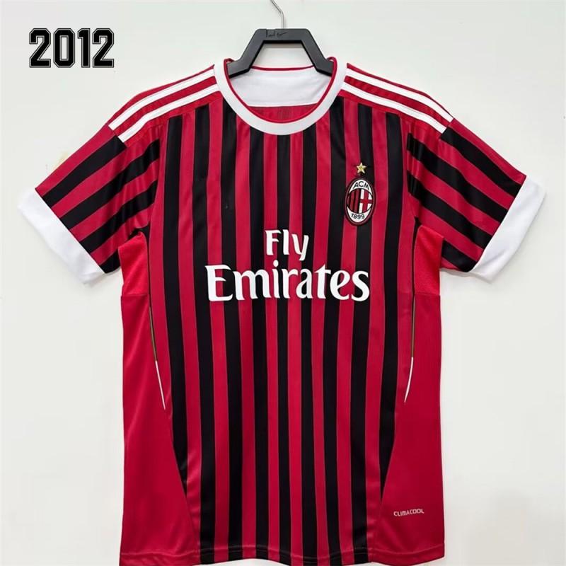 

Retro Jerseys AC Football Clothes Shirts Thai Version A Goods Home Away Short-sleeved Men s T-shirt Kaka Ronaldinho Nostalgia L