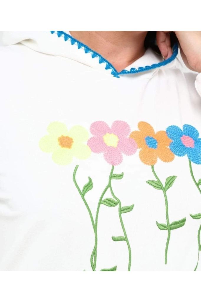 Women's Style Big Size Sweatshirt Plus Size Hooded Sweatshirt With Embroidery Detail