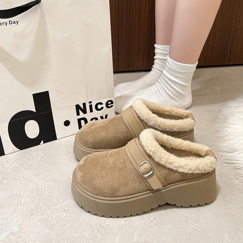 

Нишевый дизайн верхняя одежда нескользящие тапочки женские 2025 зимняя взрывная мода теплые хлопковые шлепанцы леди темперамент хлопковые тапочки 40 хаки