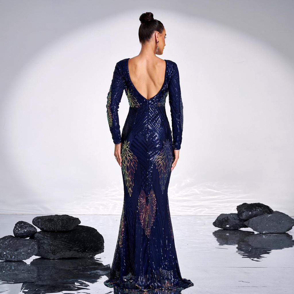 Elegant Long-Sleeve Sequin Evening Dress with Round Neck for Bridesmaids