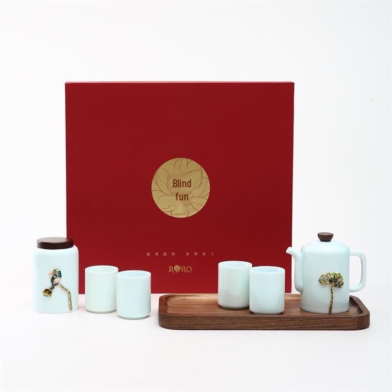 

RRO RORO Lotus Fun Tea Set
