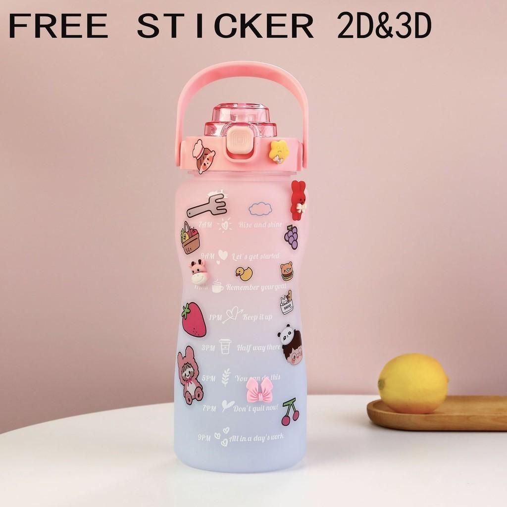 Große Sport-Wasserflasche aus Kunststoff mit Farbverlauf und Strohhalm, praktischer Griff