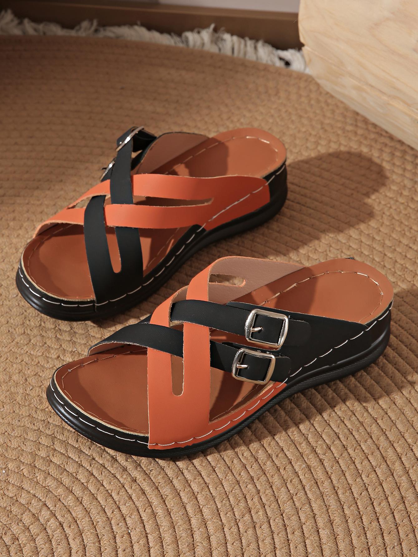 

Foreign trade fish mouth thick bottom slope heel slippers beach one word large size multi-color simple women summer leaking toe outer slippers 43 помаранчевий