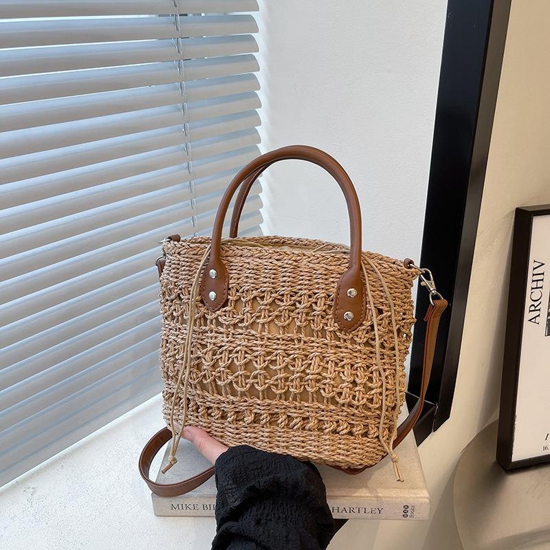 

Straw bag Large capacity popular bag Women s beach woven bag Leisure student portable premium bucket bag хаки