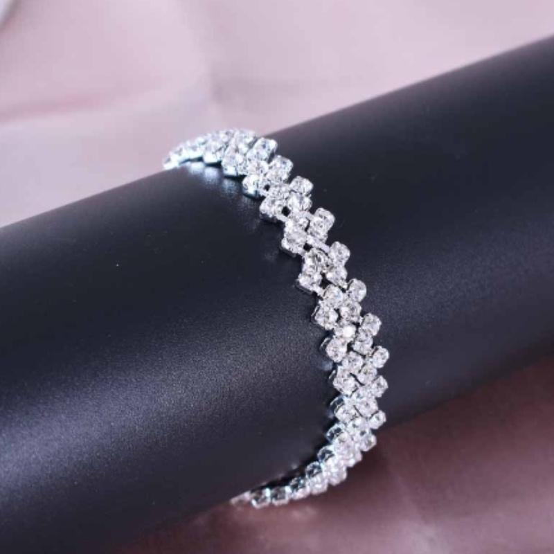 Waterproof stainless steel anklet, tennis anklet, women's heart-shaped butterfly anklet, women's summer beach foot jewelry