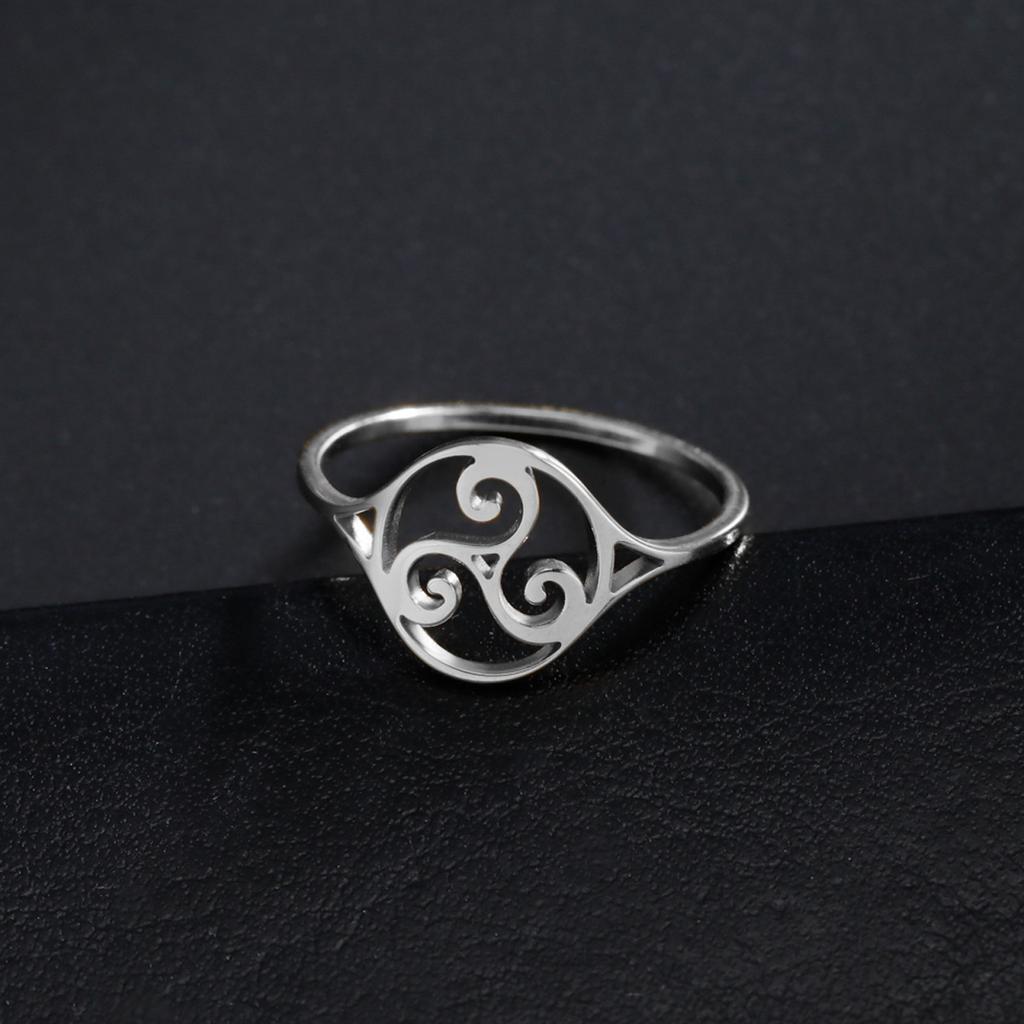 Vintage Triple Spiral Symbol Ring For Women Elegant Party Jewelry Gift