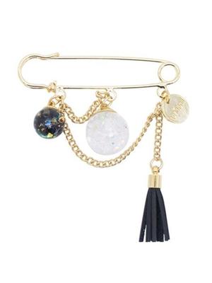 Luvinball Chandelier Snowball Brooch