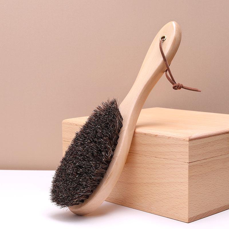 Long-Handled Horsehair Bristle Shoe Brush for Suede and Nubuck