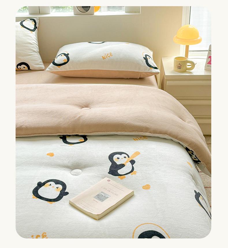 Thickened Velvet Quilt: Warm Coral Fleece for Winter, Spring, and Autumn