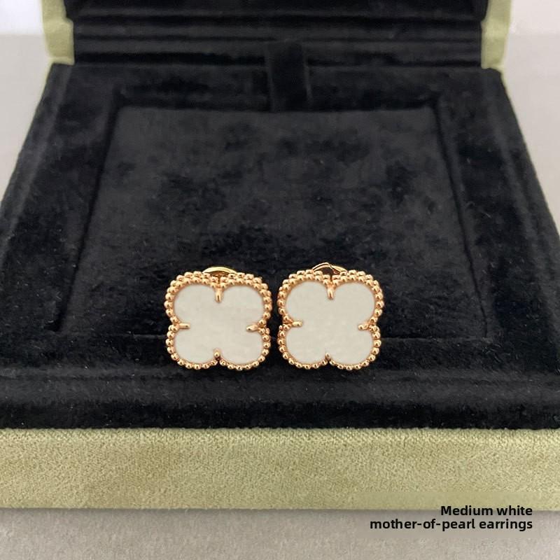 

Серьги-клевер с четырьмя лепестками из розового золота с сердоликом, версия премиум, для женщин. Серьги с изысканным белым перламутром, создающие ощущение высокого класса.