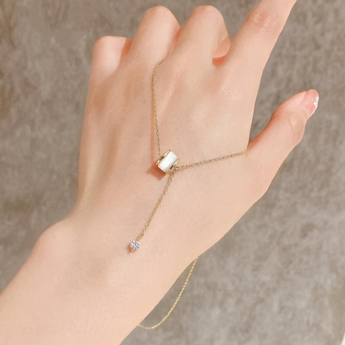 Titanium Steel Opal Small Waist Pendant Necklace Women S Fashion Neck Chain Temperament Design Sense Collarbone Chain