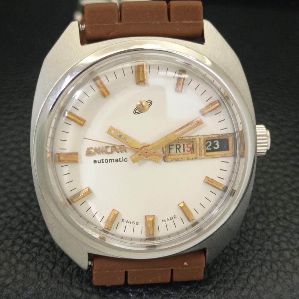 VINTAGE ENICAR AUTOMATIC SWISS MENS WHITE COLOR DIAL WATCH A700341-5 R202-a700341