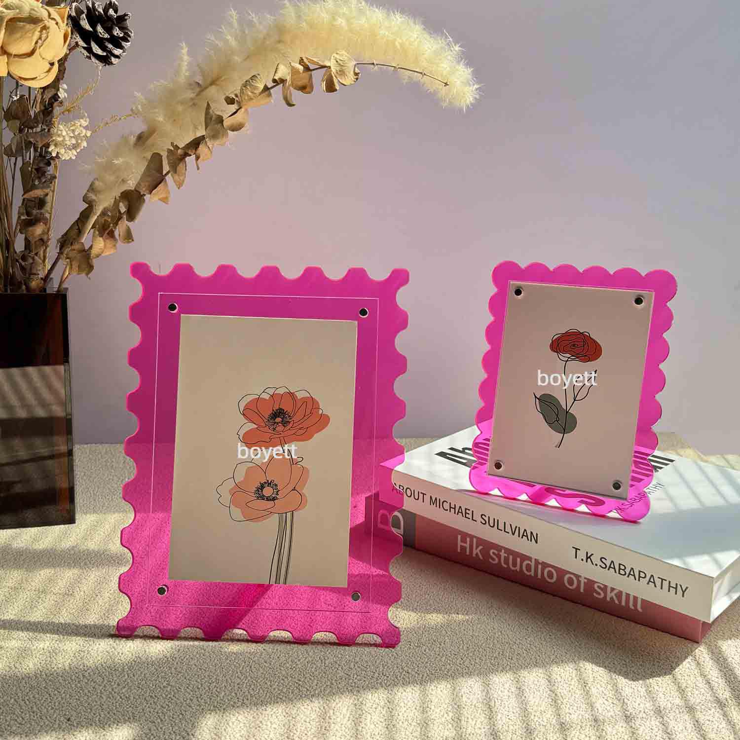 

Transparent Magnetic Acrylic Photo Frame - Polaroid/Postcard Display Clip for Desktop Decor. 7 inches (image area 12.7*17.8cm)