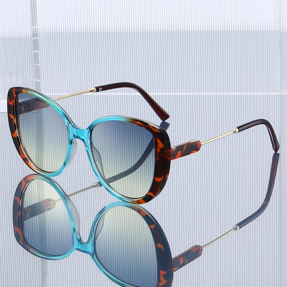 2026 New Fashion Oversized Frame Women's Sunglasses Retro Versatile Cat-Eye Outdoor UV Protection Glasses Classic Trend Goggles