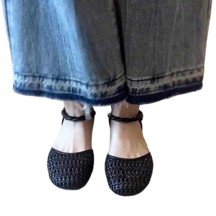 French woven hollow design sandals women's summer wear 2025 new one-word with camellia bag and flat shoes