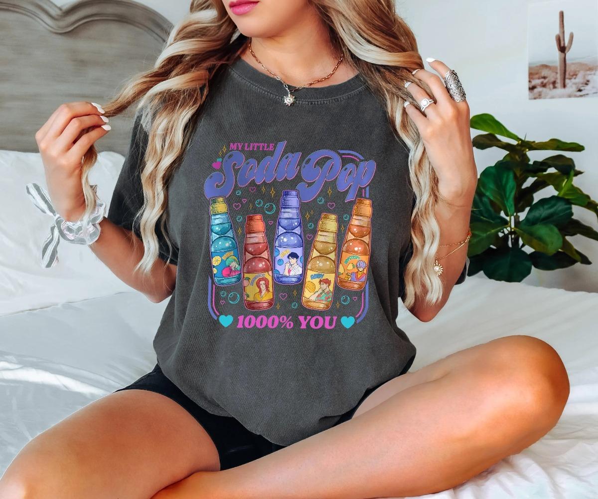 

Saja Boys Soda Pop T-shirt Comfort Kpdh Shirt Huntrix Pin Shirt Kpop Demon Boy Band Inspired Shirt Jinu Demon Hunters Shirt 2XL