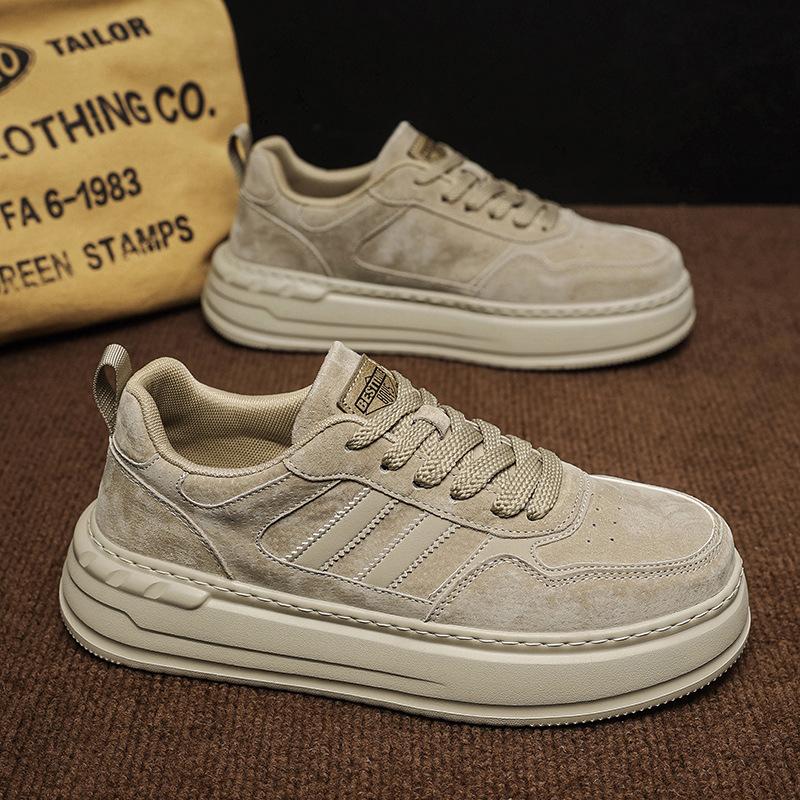 Scarpe primavera nuove casual scarpe da skate giovanili sportive di alta gamma antiscivolo rialzanti scarpe con suola morbida