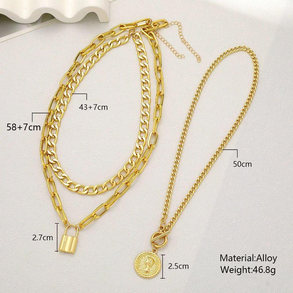 Retro Cuban Necklace Set: High-End Simple OT Buckle Necklace with Embossed Round Disc Pendant