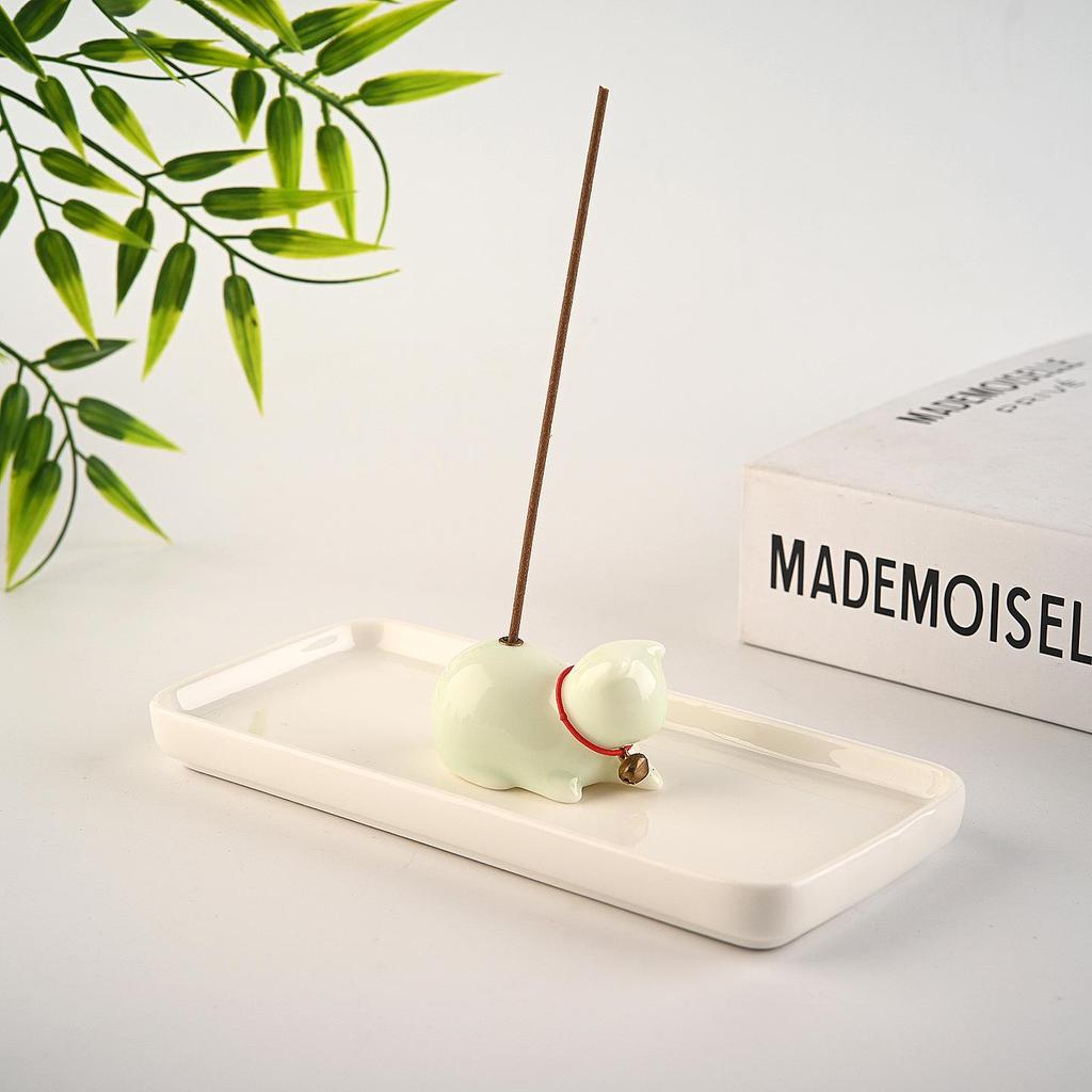 Nordic Style Ceramic Cat Incense Holder - Cute, Stylish Sandalwood Burner and Animal Ornament