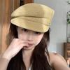 Chapeau Béret Tressé en Paille Asymétrique Fait Main de Haute Qualité pour l'Été Respirant Protection Solaire Chapeau Octogonal pour Femmes Rétro Chapeau Seau Fedora