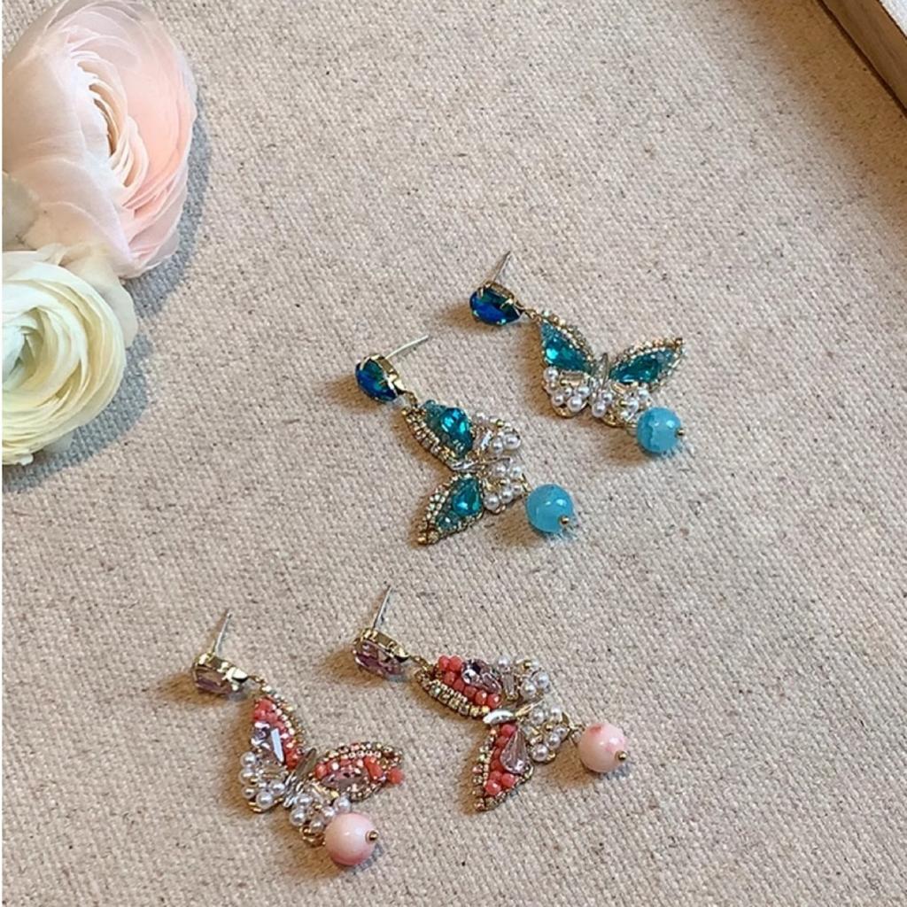 Butterfly Pendant Earrings Women's Exquisite Fashion Design Earrings High-end Versatile Earrings