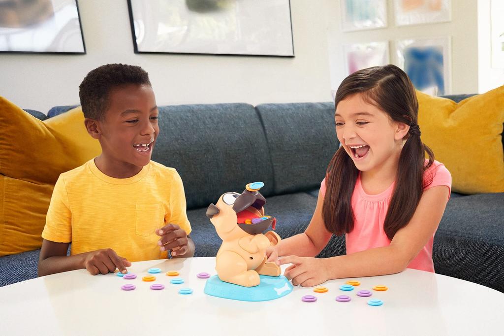 Mattel Puglicious GND65 for Ages 5 and Up 2-4 Players,