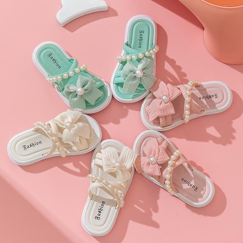 New Style Girls' Shoes - Children's Flip-flops with Soft Beach Bottom and Cool Design