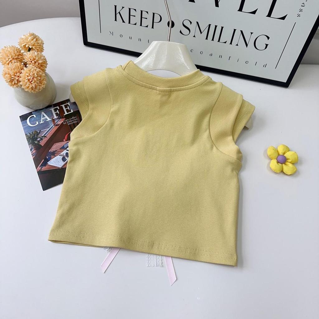 Little Girls' Korean Style Summer Two-Piece Set: Fashionable Loose Short Sleeve Top and Shorts