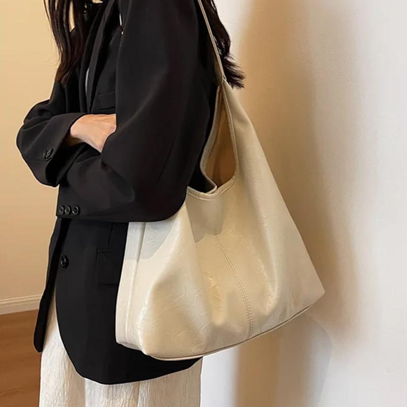 

Autumn and Winter Vintage Women s Bag Large Capacity Suede Shoulder Bag Solid Color Simple Casual Commuter Bag Retro Handbags