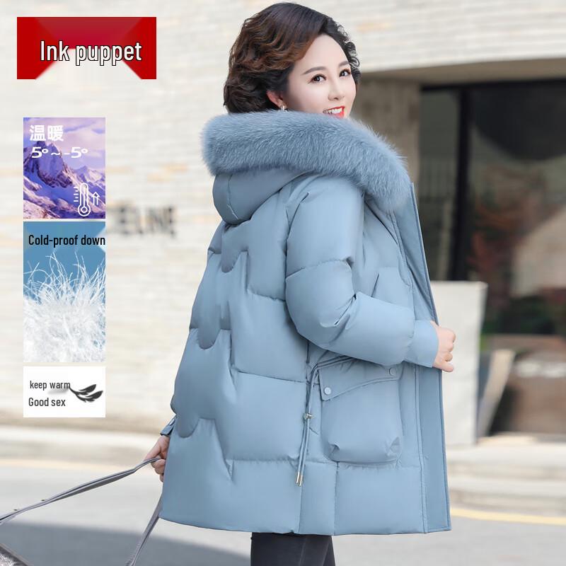 

Женский пуховик средней длины с капюшоном и меховой отделкой 4XL