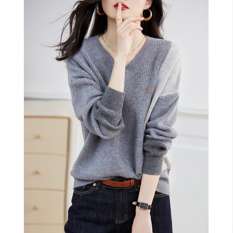 

Demana Women s Color-Block V-Neck Knit Sweater S