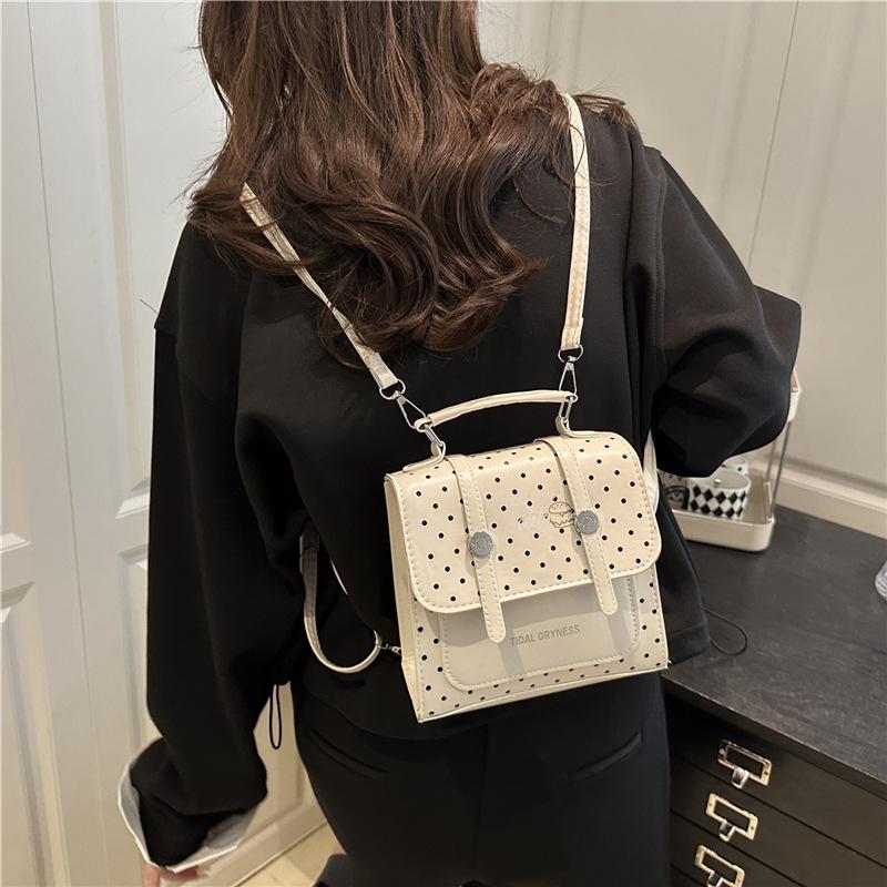 Schoolbag Foreign Style Personality Simple Fashion Backpack Autumn and Winter New Bag 1011 Trend Casual Women Niche Backpack
